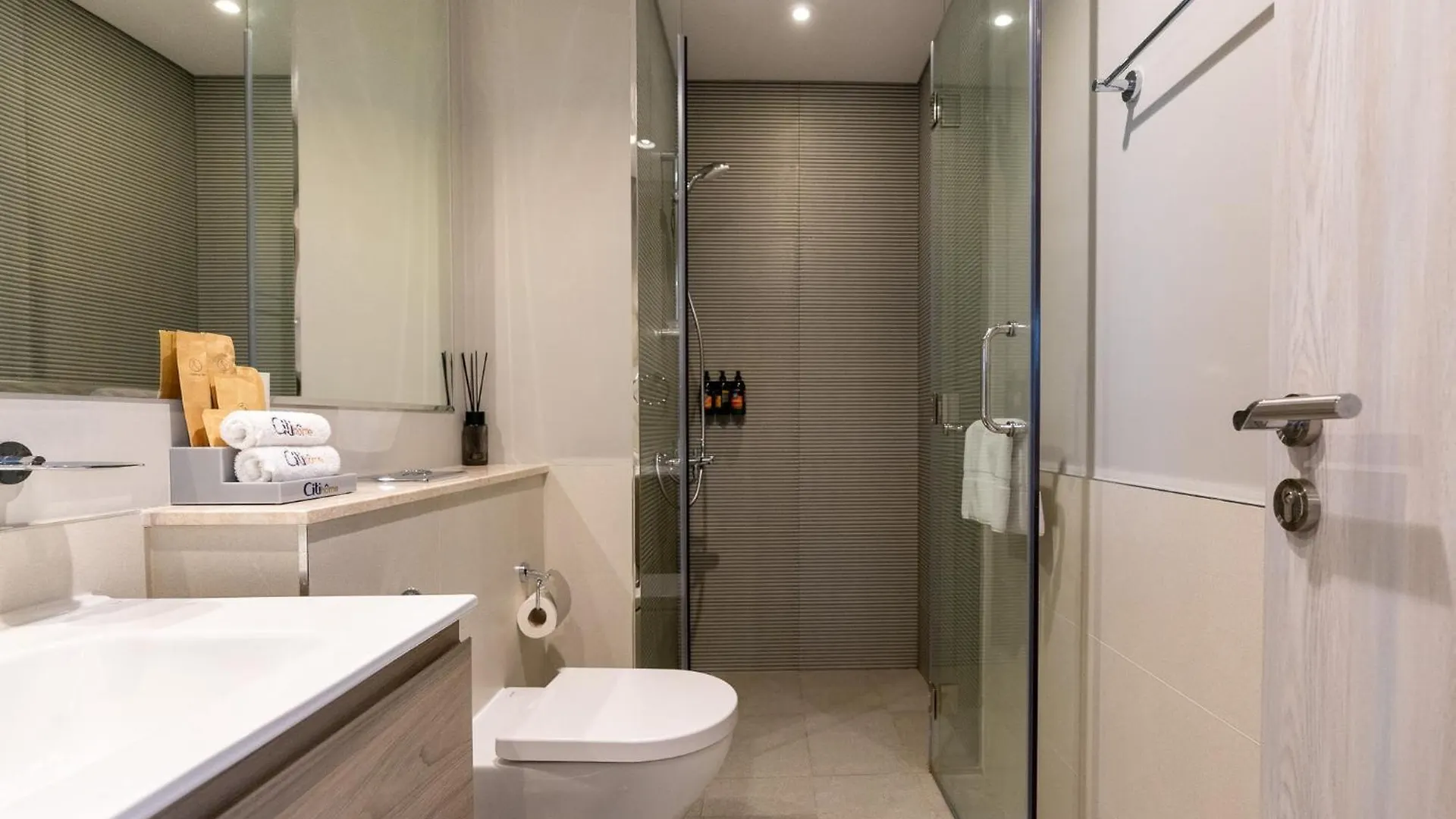 Citihome - Newly Furnished Apartment In Business Bay Dubai